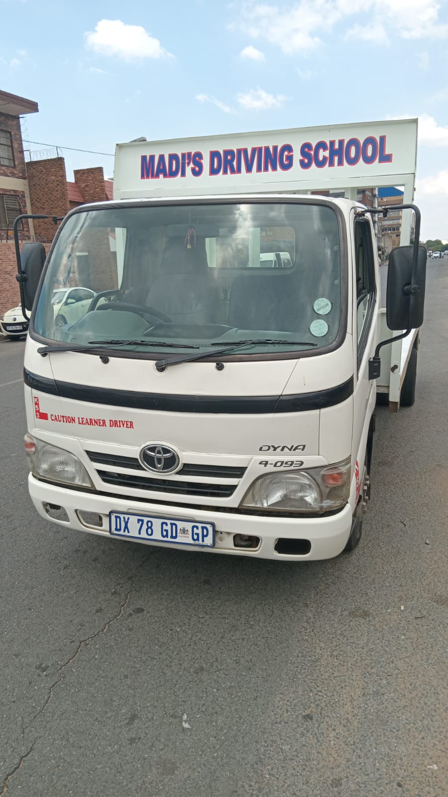truck-code14-CbY5tPbQ